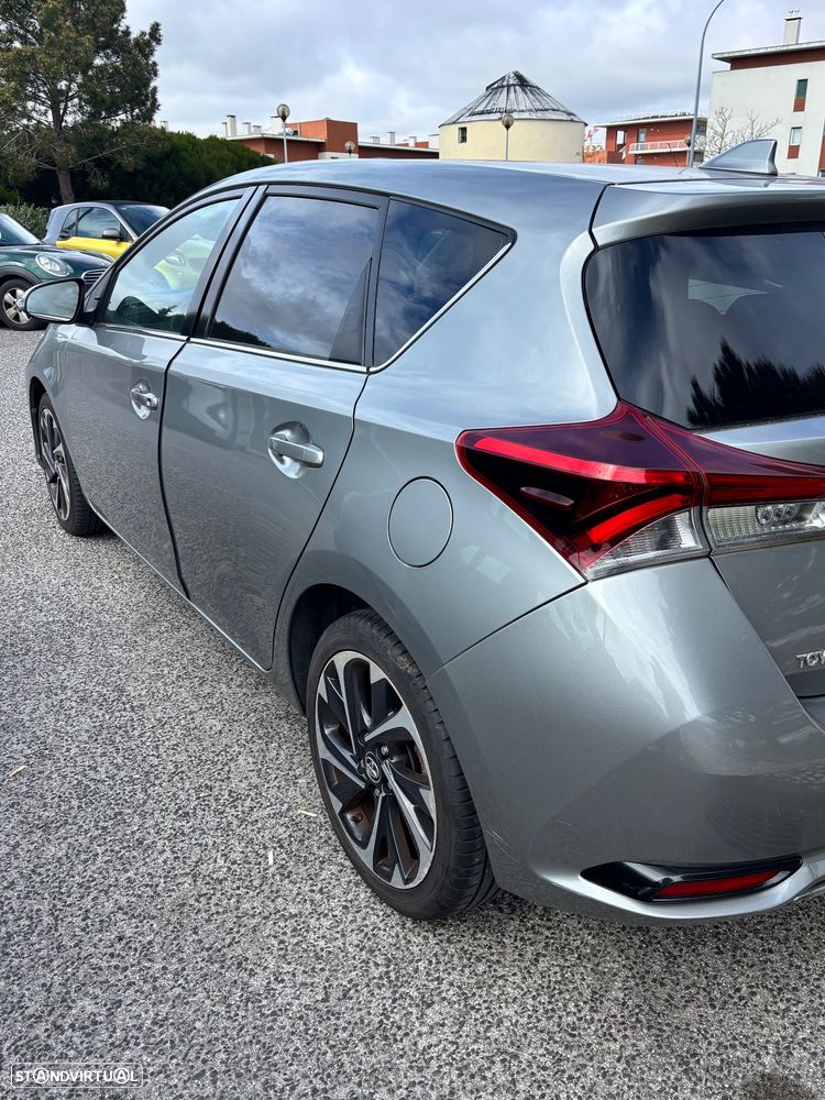 Toyota Auris 1.4 D-4D Comfort - 6