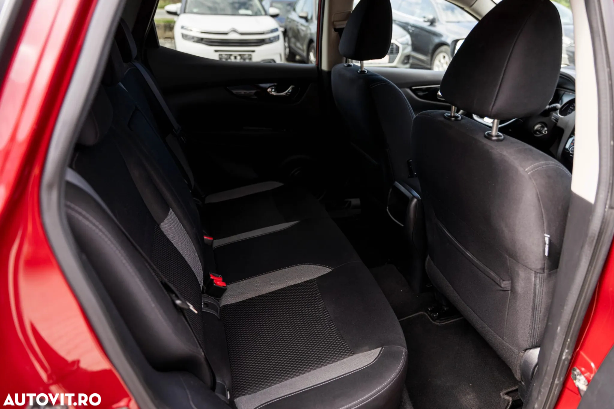 Nissan Qashqai 1.5 DCI TEKNA - 8