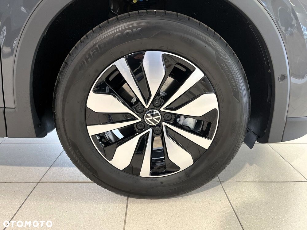 Volkswagen Tiguan - 37