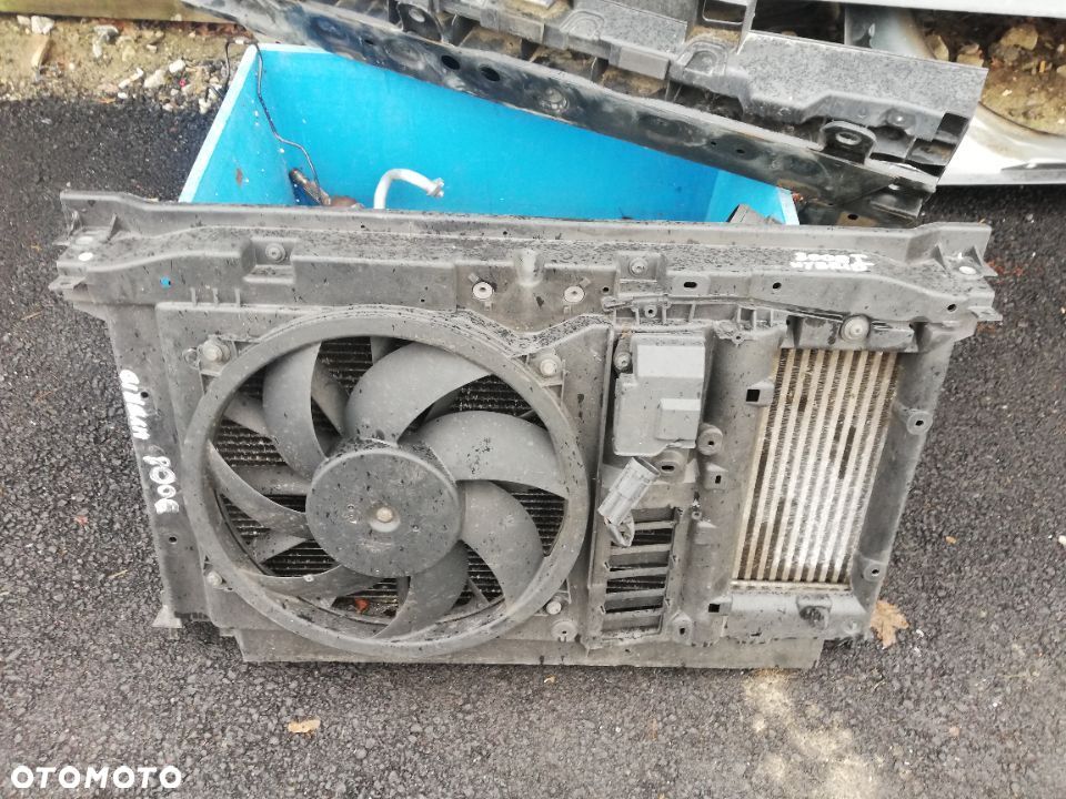 KOMPLET CHŁODNIC CHŁODNICE PEUGEOT 3008 I HYBRID HYBRYDA