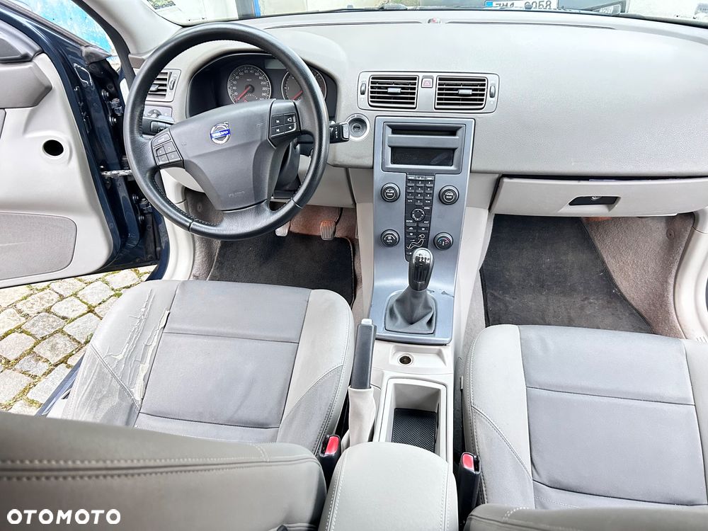 Volvo V50 2.0D - 8
