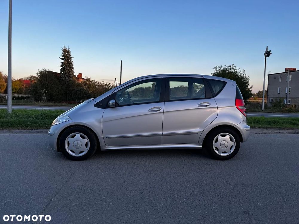 Mercedes-Benz Klasa A 180 CDI Autotronic Avantgarde - 18