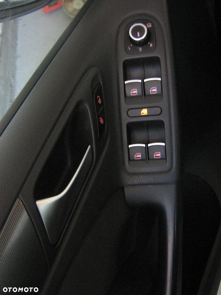 Volkswagen Golf - 9