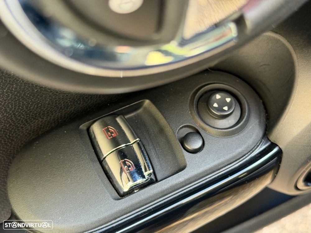 MINI 3 Portas Cooper - 34