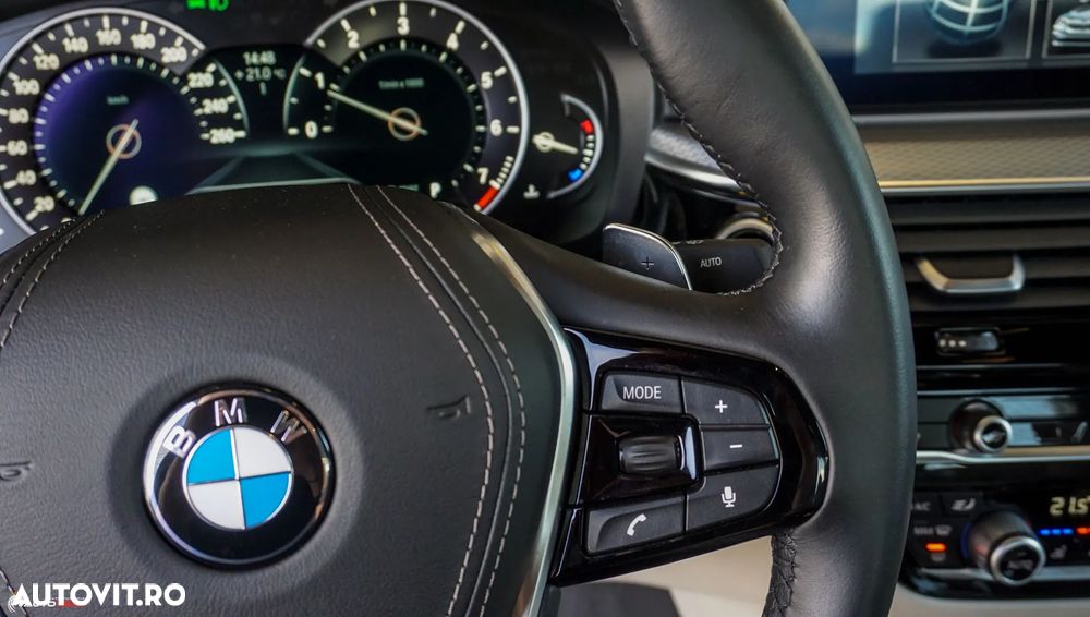 BMW Seria 5 530i xDrive AT - 21