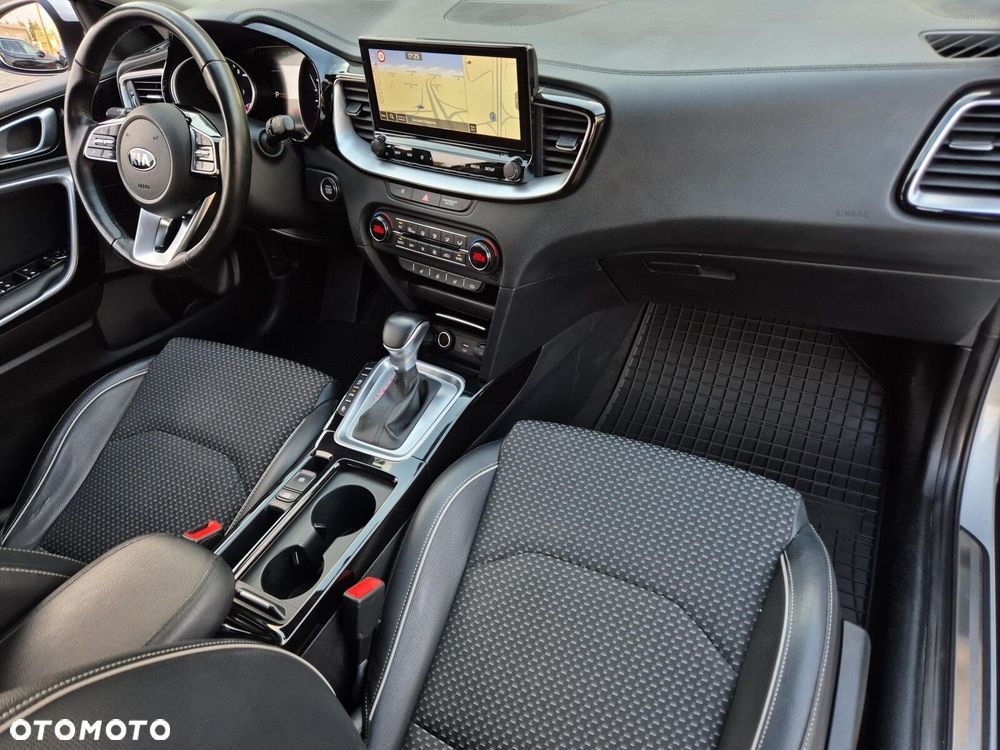Kia XCeed 1.6 T-GDI L Business Line DCT - 10