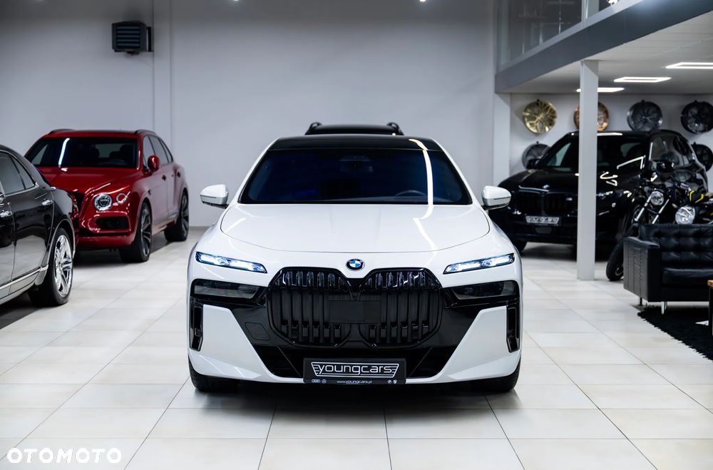 BMW Seria 7 740d xDrive sport - 5