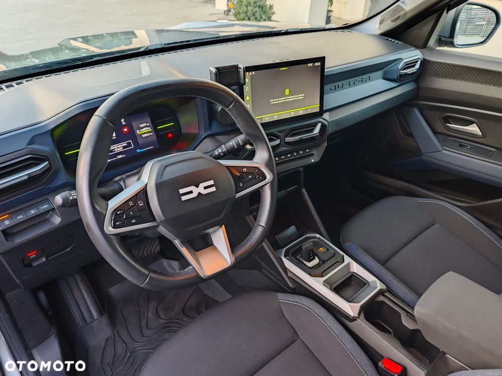 Dacia Duster 1.6 Full Hybrid 140 Journey MMT - 11