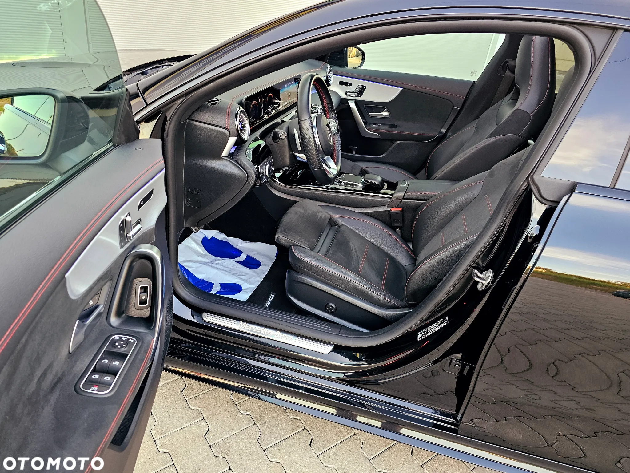Mercedes-Benz CLA 200 d Shooting Brake 8G-DCT AMG Line Advanced Plus - 23