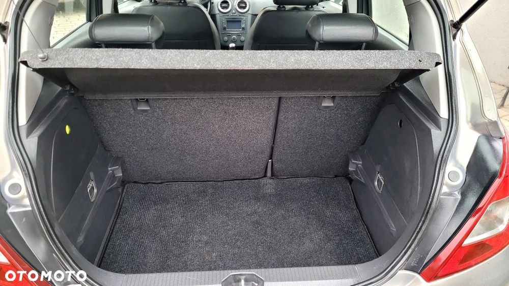 Opel Corsa - 8