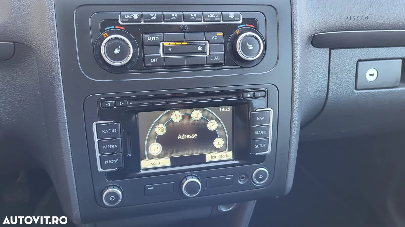 Volkswagen Touran - 9