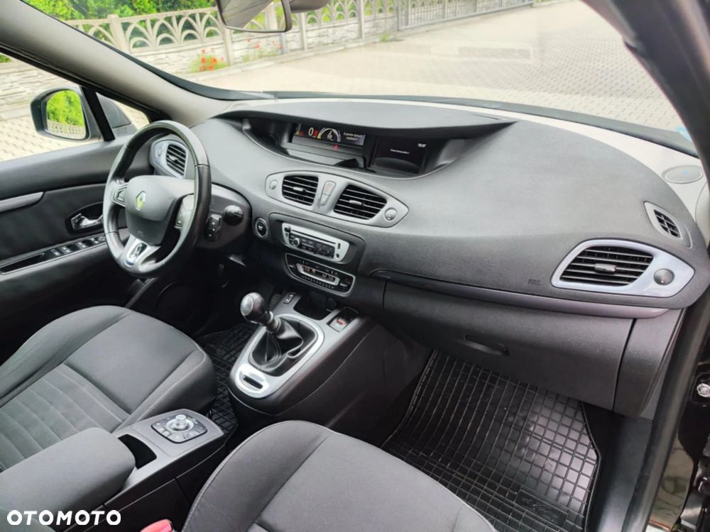 Renault Grand Scenic dCi 110 LIMITED - 24