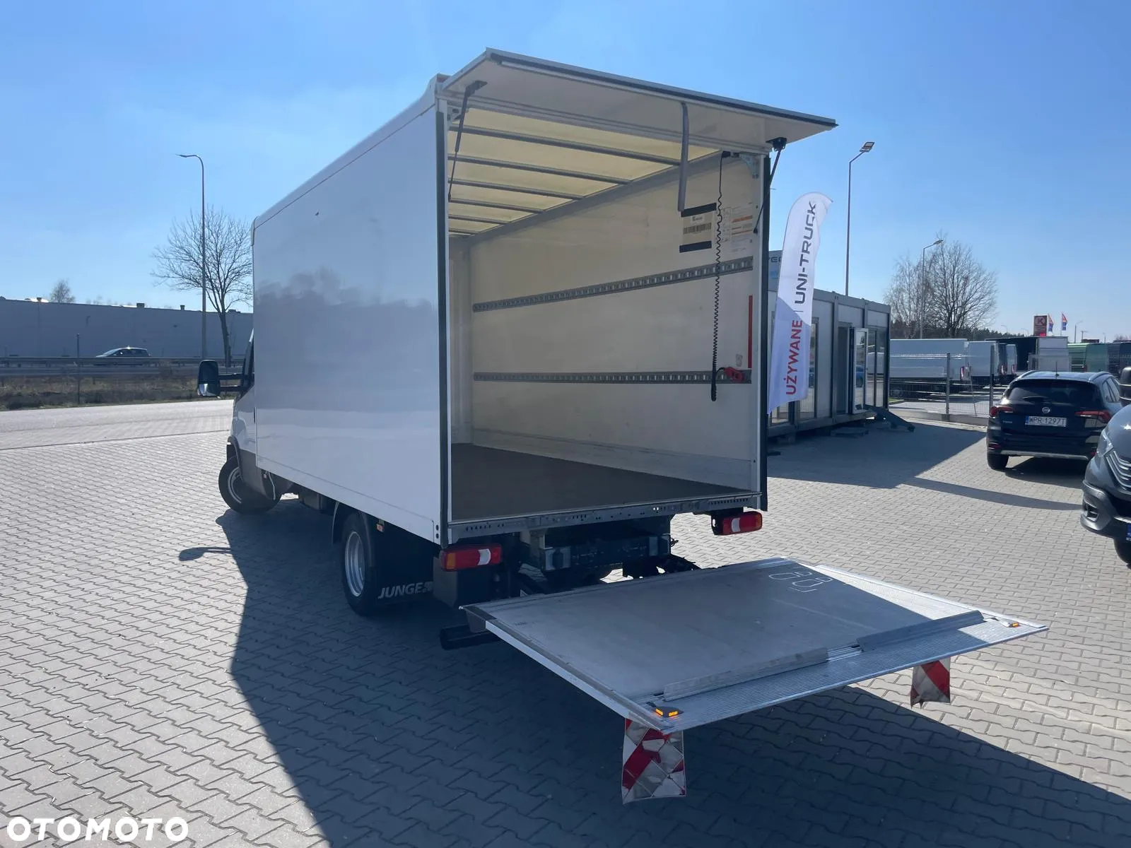 Iveco 35C16  8EP Winda Gwarancja! - 10