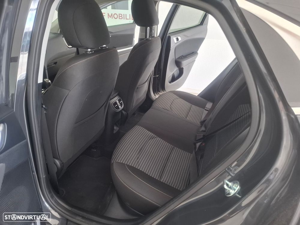 Kia XCeed 1.0 T-GDI Dynamic - 11