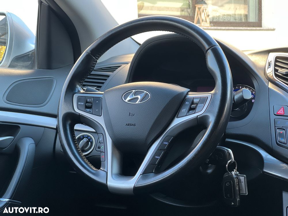 Hyundai i40 Kombi 1.7 CRDi Style - 5