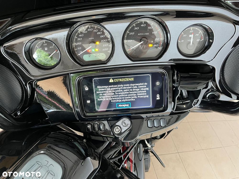 Harley-Davidson Touring Street Glide - 9