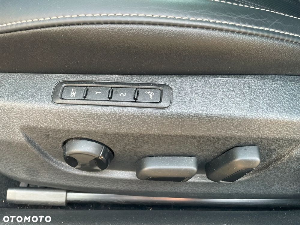 Skoda Superb 2.0 TSI L&K DSG - 22