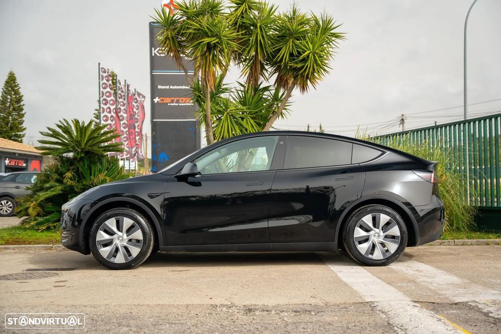 Tesla Model Y Long Range Dual Motor AWD - 7