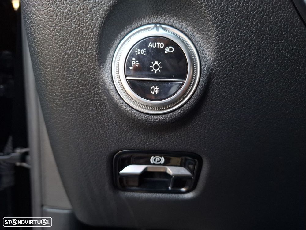 Mercedes-Benz C 300 de AMG Line - 19