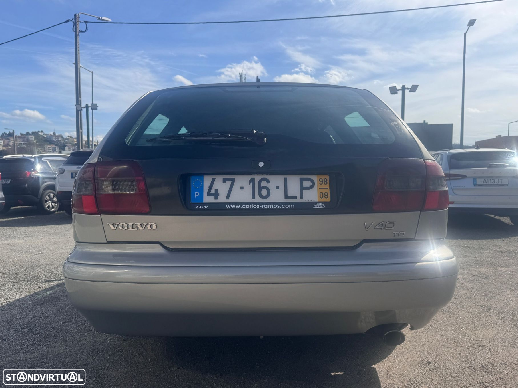 Volvo V40 1.9 TD - 7