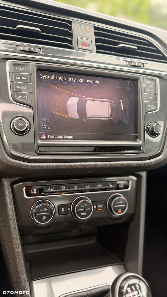 Volkswagen Tiguan 2.0 TDI SCR Elegance - 36
