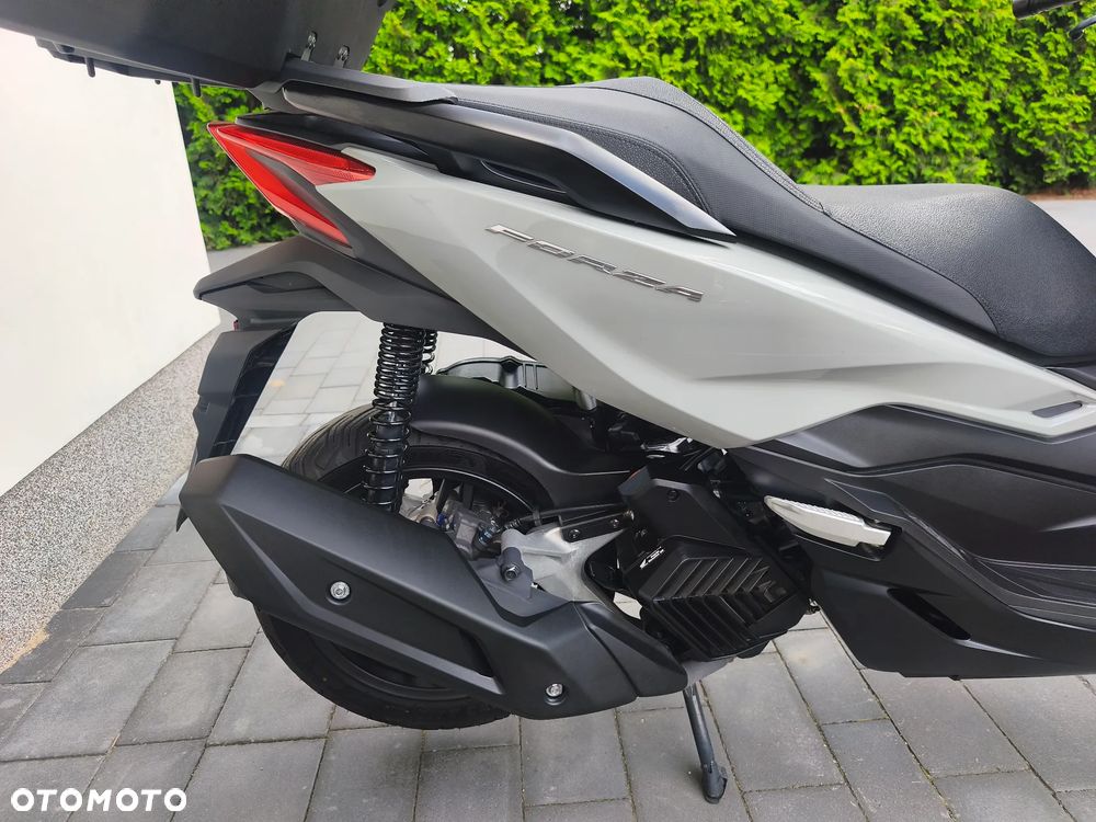 Honda NSS - 15
