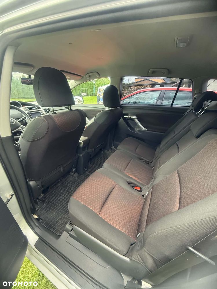 Toyota Verso 2011