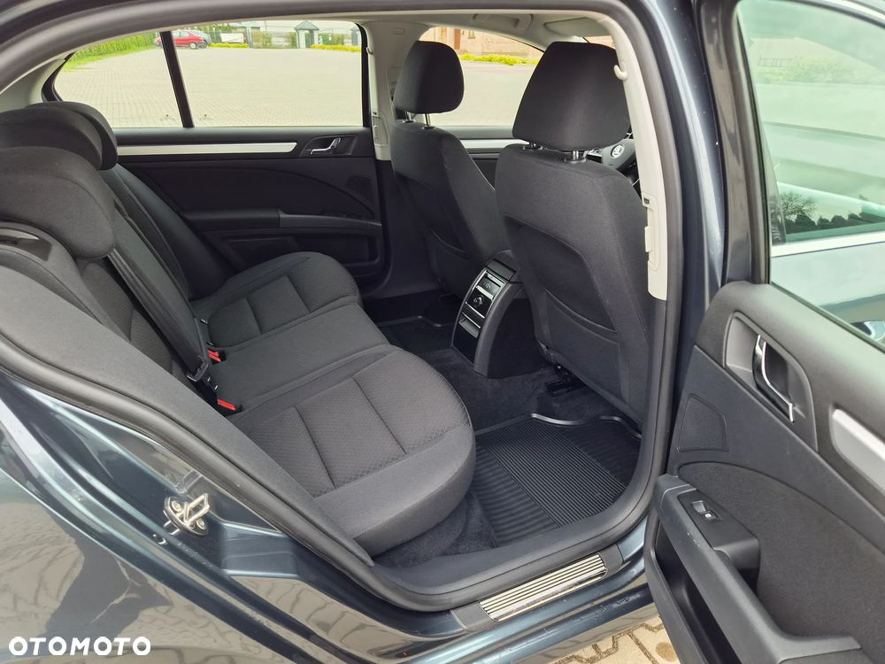 Skoda Superb 2.0 TDI Ambition - 11