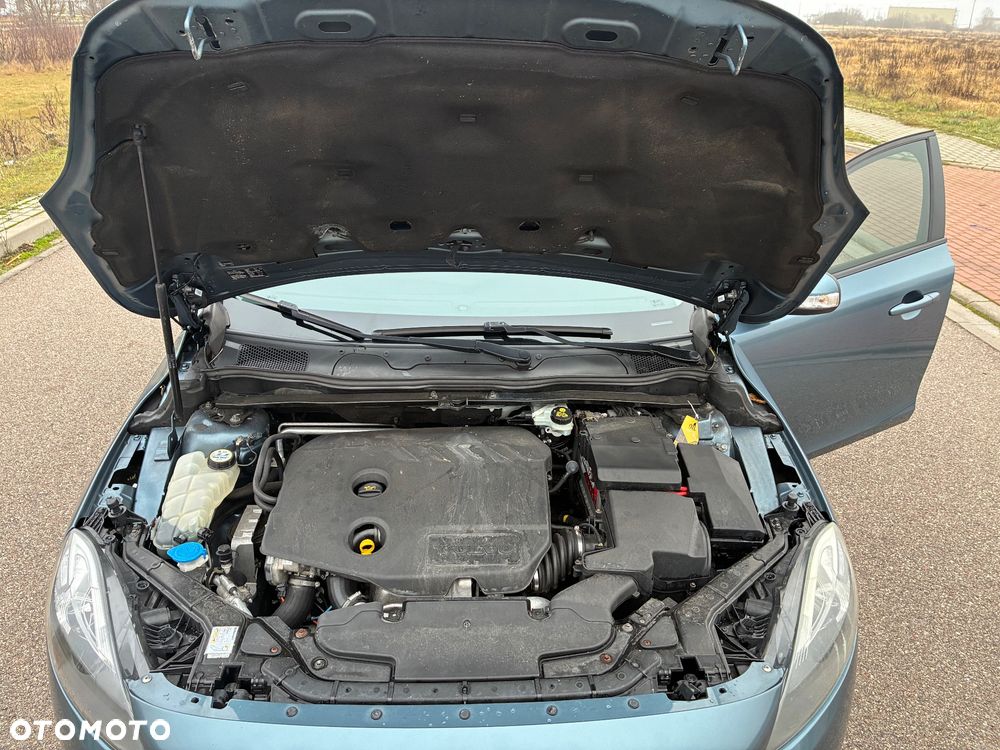Volvo V40 D2 Momentum - 14