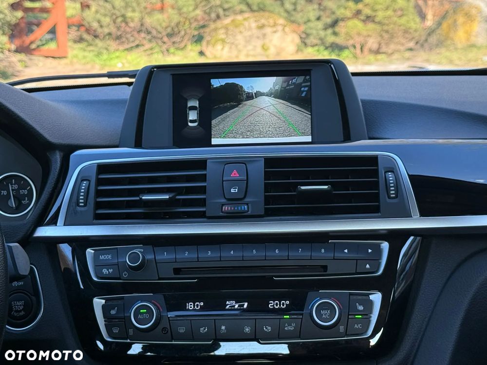 BMW Seria 3 318i Advantage - 27