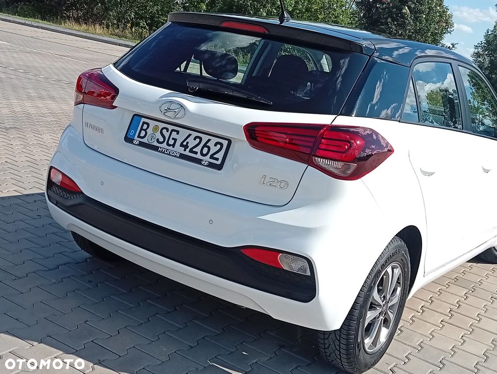 Hyundai i20 1.2 Passion - 23