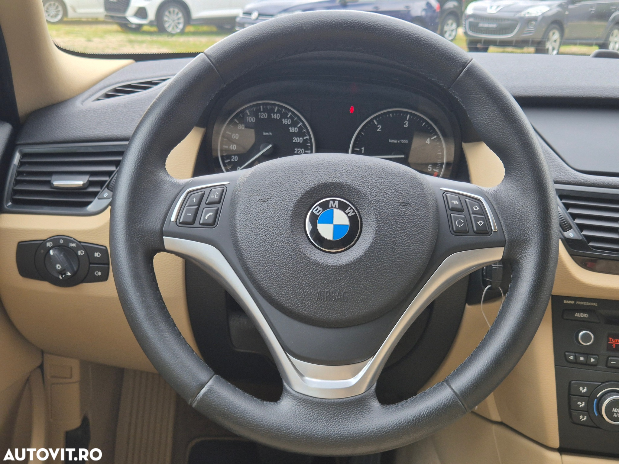 BMW X1 - 26