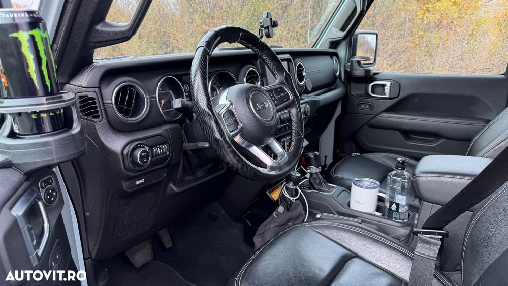 Jeep Gladiator 3.0L V6 AT8 4x4 264 CP Overland - 12