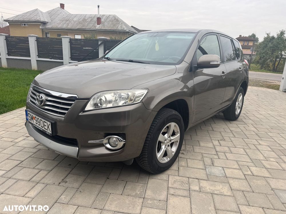 Toyota RAV4 2.2 D-4D 4x4 Automatik Travel - 4