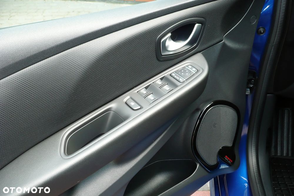 Renault Clio - 18