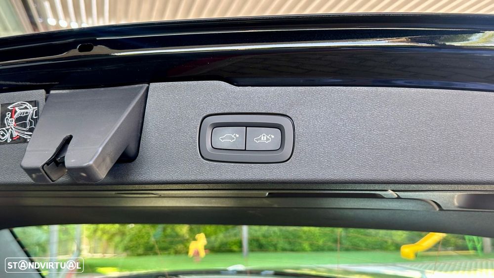 Volvo V60 2.0 T6 AWD TE Inscription Expression — fotografia 11