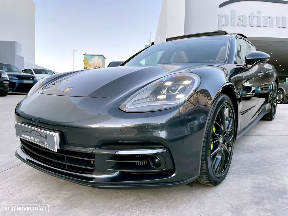 Porsche Panamera Sport Turismo 4 E-Hybrid Edition 10 Anos - 60