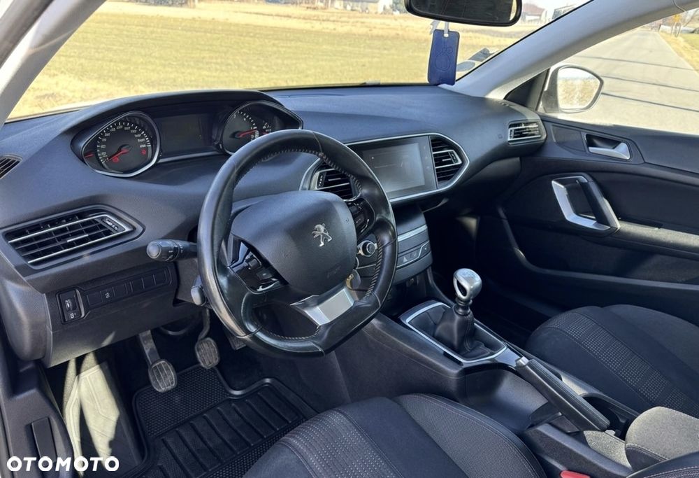 Peugeot 308 - 7