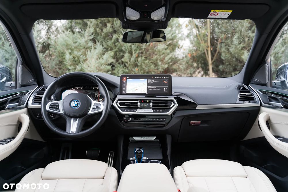 BMW iX3 80kWh Impressive - 18