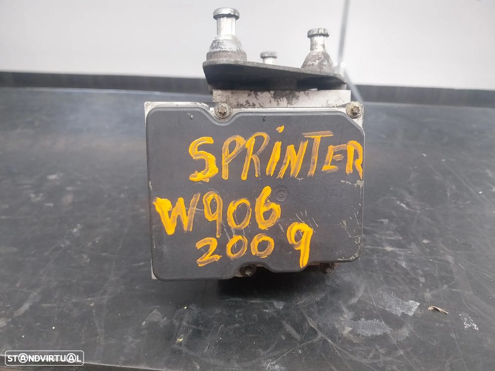 Módulo ABS Mercedes-Benz Sprinter W906 Ref: A007 431 46 12 - 1