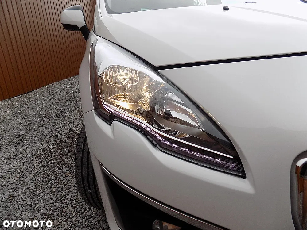 Peugeot 3008 e-HDi 115 ETG6 Stop&Start Allure - 22