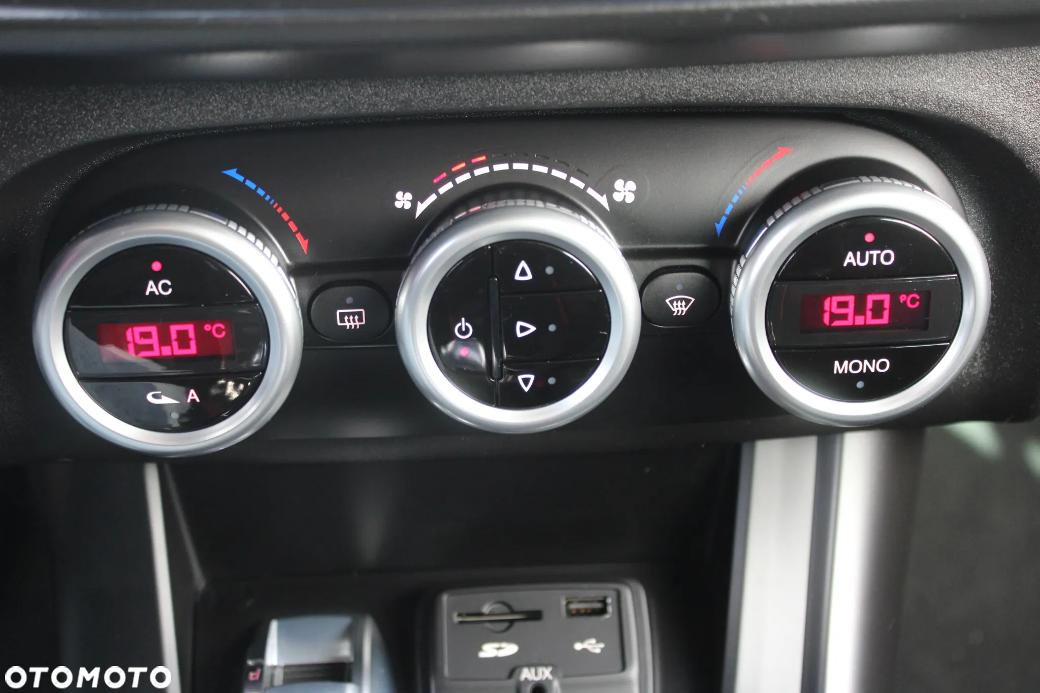Alfa Romeo Giulietta 1.4 TB MultiAir Exclusive - 25