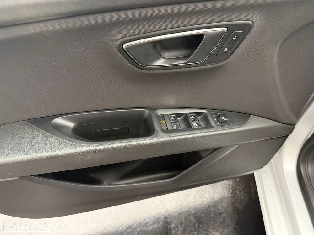 SEAT Leon ST 1.6 TDI Style S/S - 6