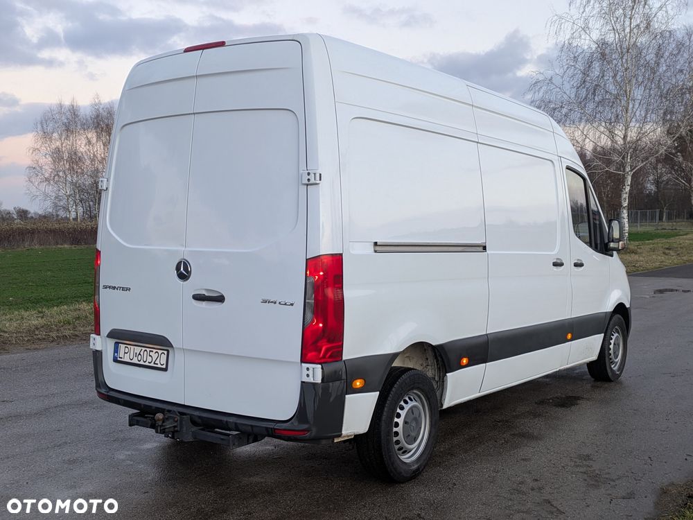 Mercedes-Benz Sprinter - 7