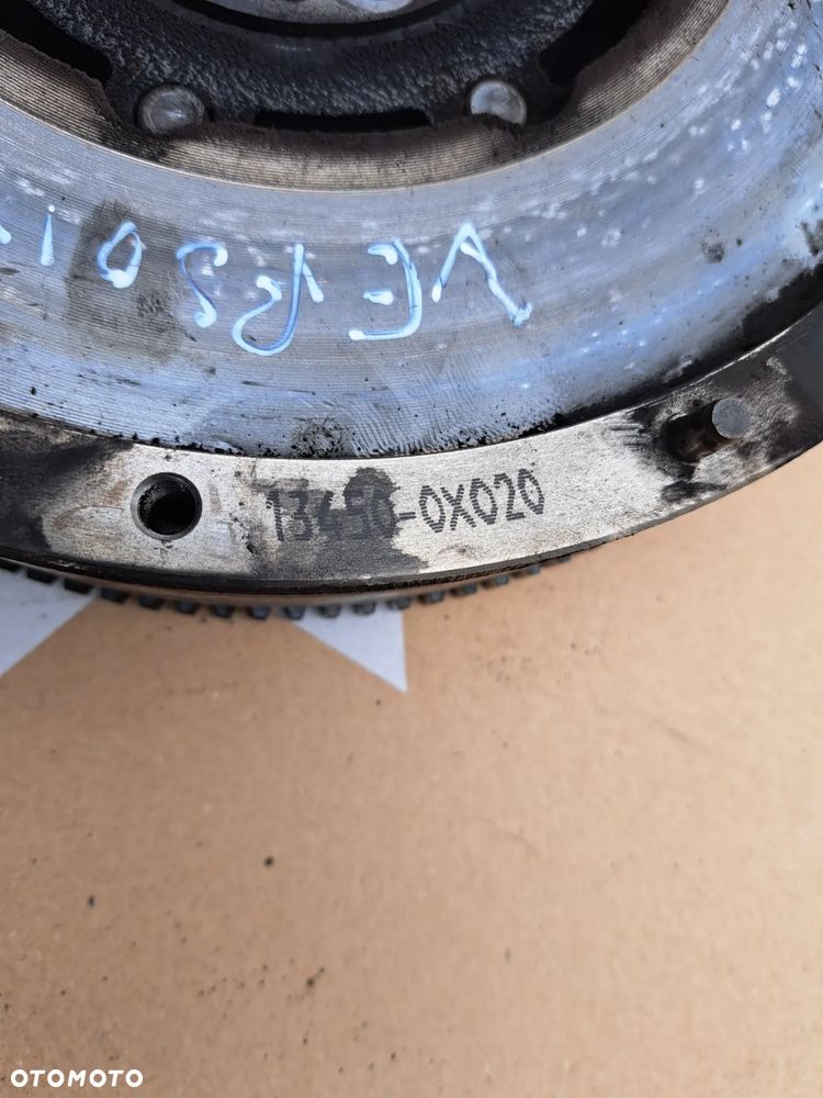 Toyota Avensis II  Auris II verso II sprzęgło dwumas docisk 2013 - 1.6 diesel 13450-0X020 - 6