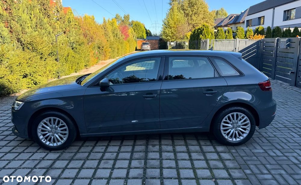 Audi A3 Sportback 2017 photo 2