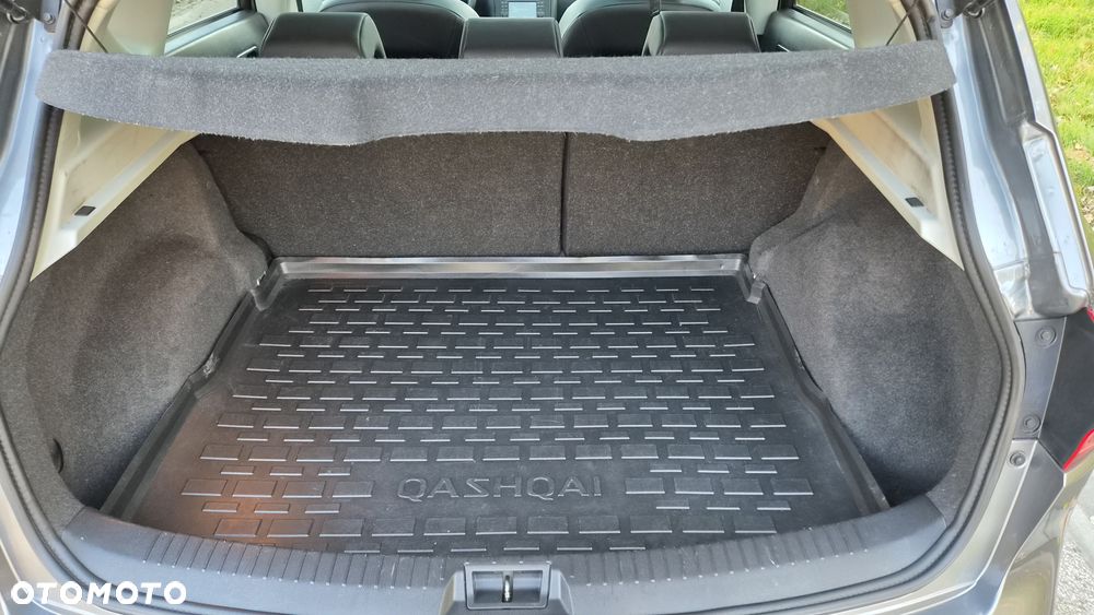Nissan Qashqai 2.0 CVT lounge - 23