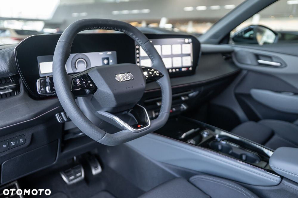 Audi Q3 Sportback - 14