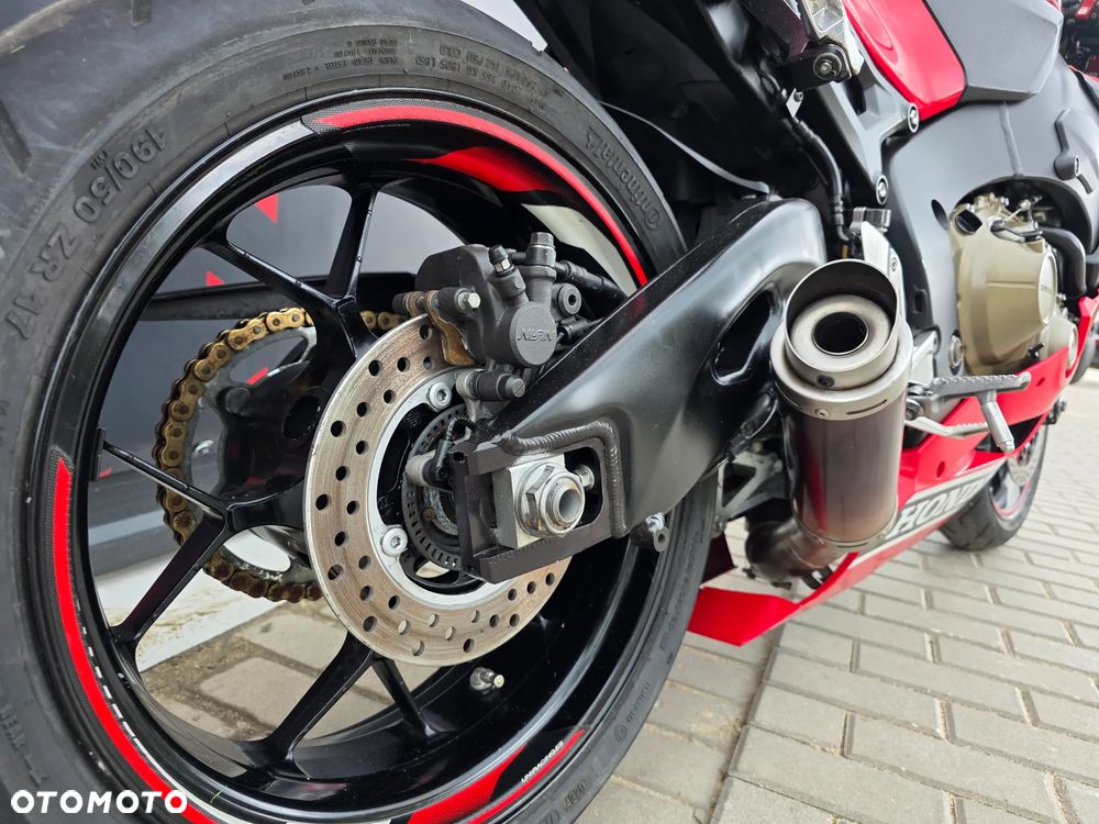 Honda CBR - 9