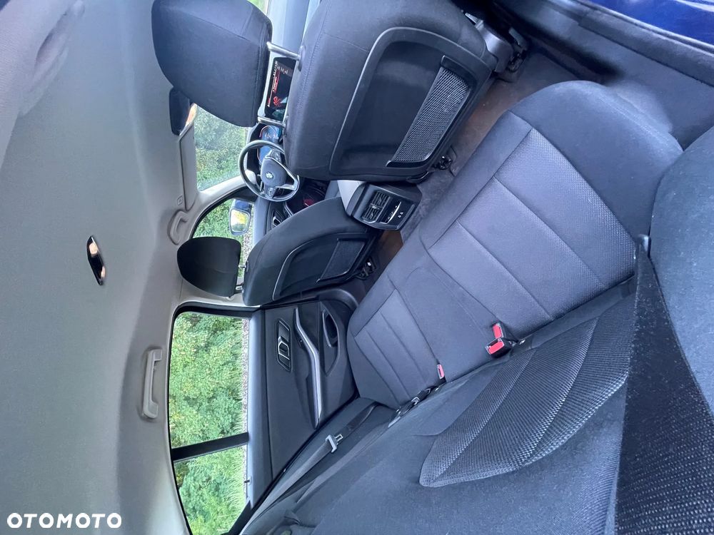 BMW Seria 3 318i Advantage - 11